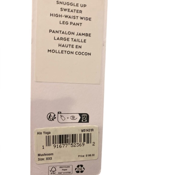 NWT Alo Yoga snuggle up short sleeve and pants set MUSHROOM Size XS - Picture 5 of 5